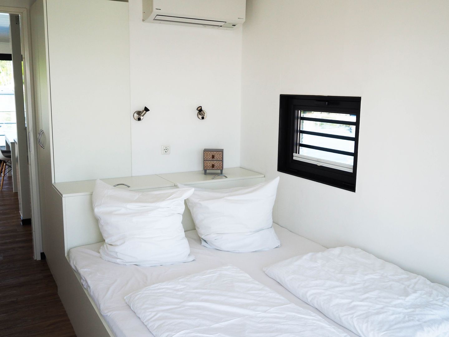 Schlafzimmer mit Fenster